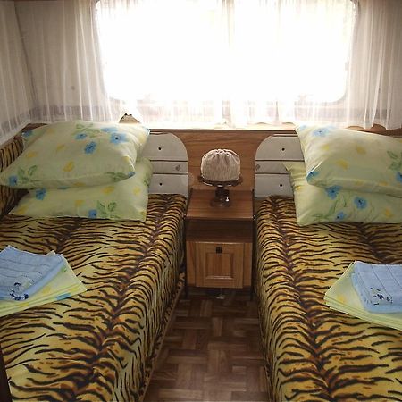 Отель Auto Camping On Berdyanskaya Kosa Экстерьер фото
